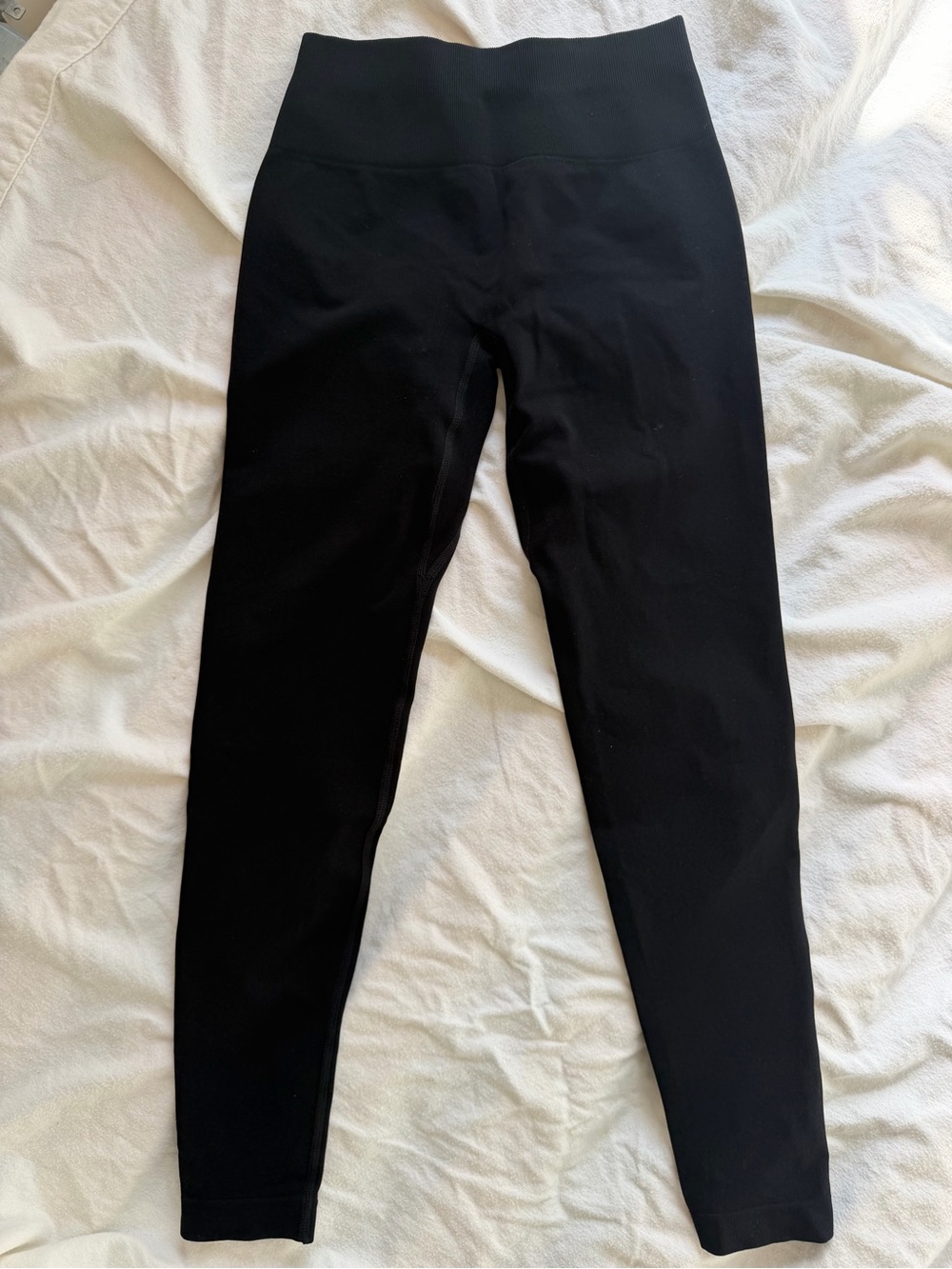 AUROLA Black Leggings - Stretchy Active Bottoms Scrunch Back Sz 2 / 4 / Small